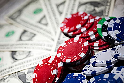 Người dùng Việt Nam trải nghiệm casino trực tuyến ok99 trên điện thoại